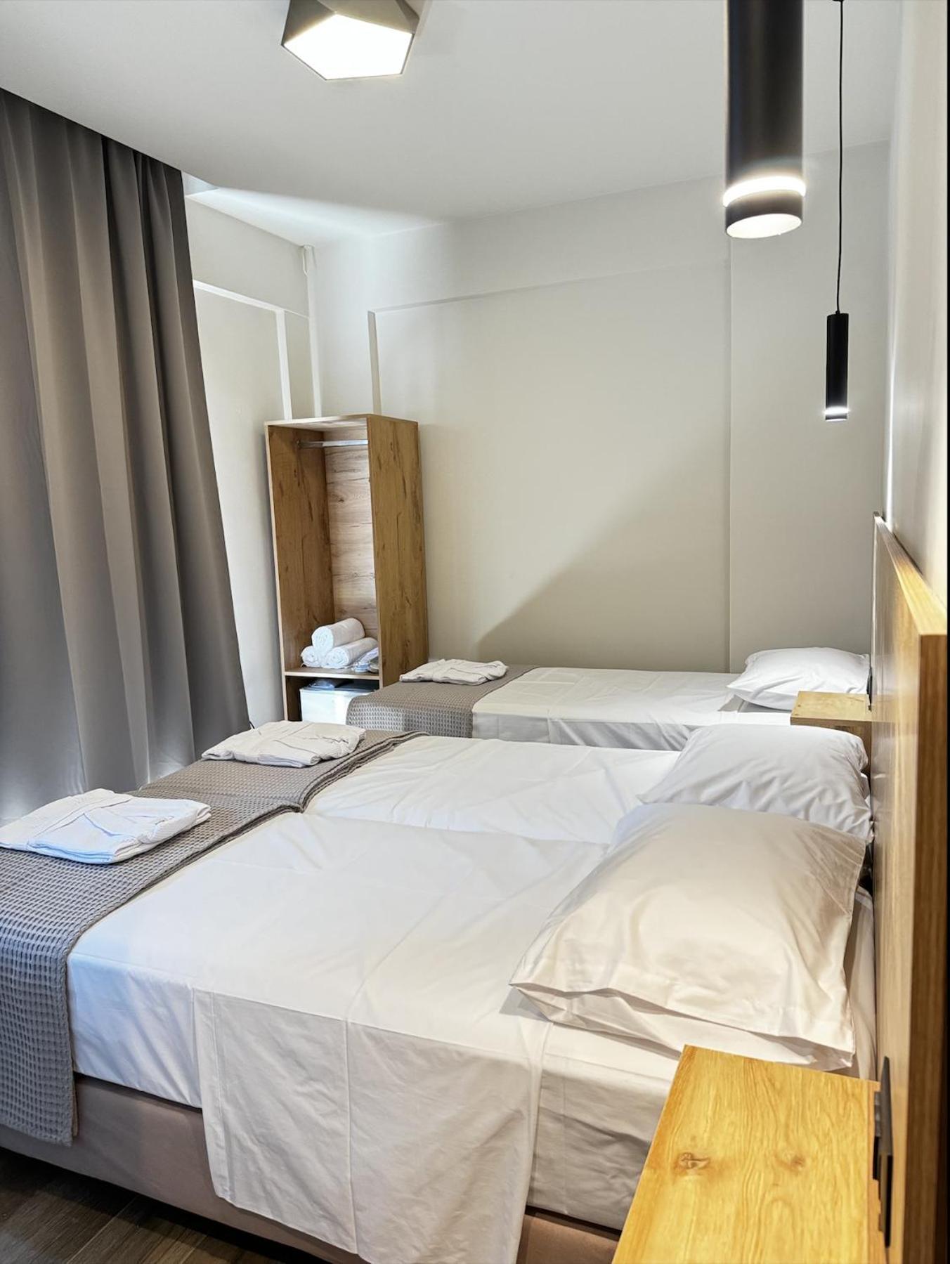 Lunar Hotel 赫索尼索斯 外观 照片