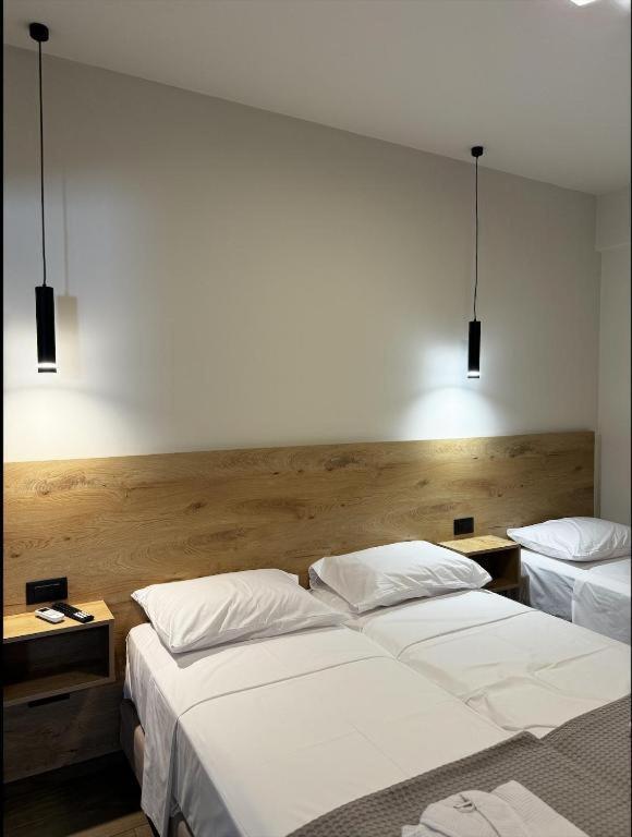 Lunar Hotel 赫索尼索斯 外观 照片